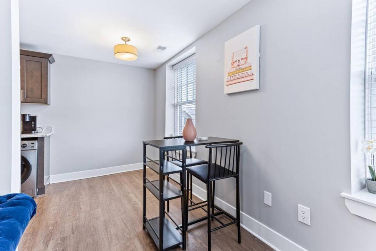 Your Cozy One Bedroom Midtown Detroit Exterior photo